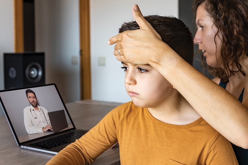 Mom_Son_Telehealth